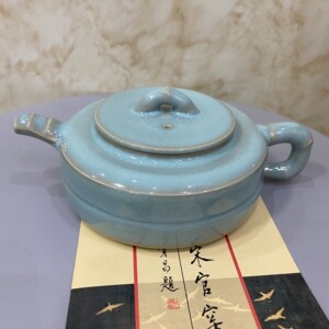 朱氏汝瓷朱文立汝官瓷手工壶,支钉烧一级品,汝州原产地汝瓷汝窑