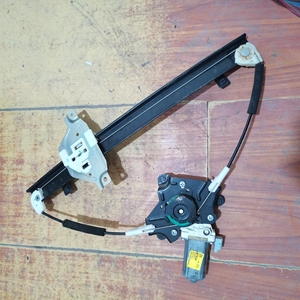 雪佛兰101113新赛欧玻璃升降器车门玻璃升降器电机架子总成