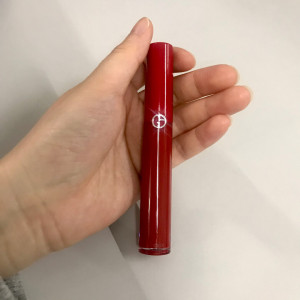 阿玛尼400!正红略偏玫红色!