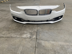 宝马3系前保险杠总成