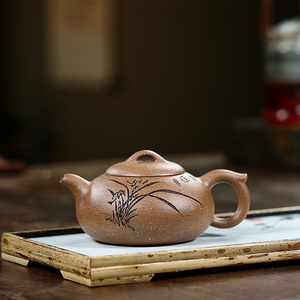 七彩段泥紫砂壶