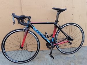 凯路仕烈风马德里公路车,原车价5000多,走内线,禧玛诺47