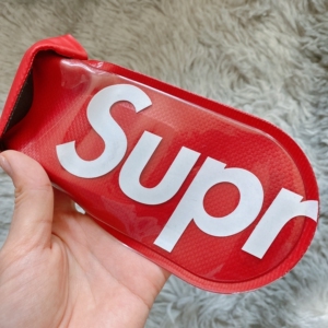 sup supreme正品红色经典supreme包零钱包小包