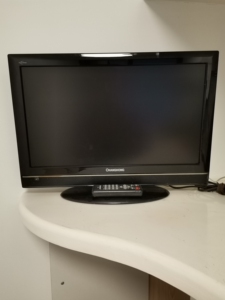 15寸彩色电视机