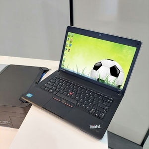 9成新 独显 联想i7四核笔记本电脑 8g运行内存 14寸