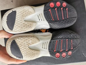 击剑鞋阿迪达斯熊猫