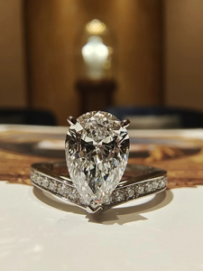 尚美巴黎水滴钻戒