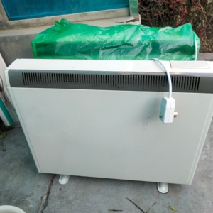 华安牌电暖气煤改电专用产品!1600瓦  2400瓦  32