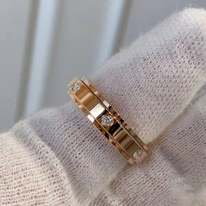 伯爵时来运转戒指