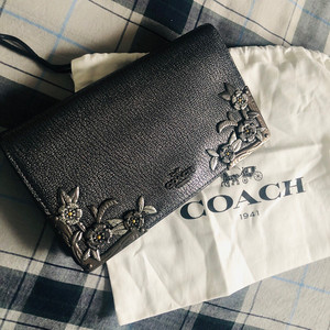 coach1941山茶花dinky 山茶花金属光泽皮面包包仅