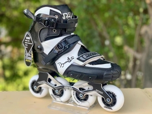 断码清仓滑启papaya帕帕吖碳纤维成人平花鞋轮滑鞋