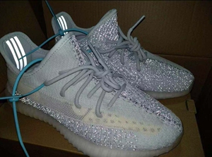 yeezy 350 冰蓝满天星鞋面反光版39码