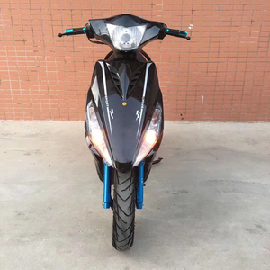 二手国产鬼火125c改装女装踏板式上班代步燃油四冲程摩托车