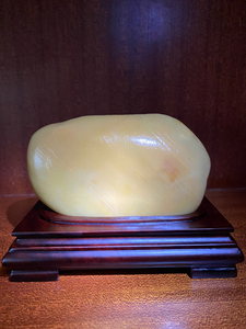 台山玉原石籽料