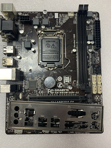 技嘉主板ga-b85m-d2v-si 套装带挡板成色如图,功