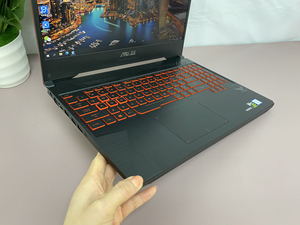 六核九代i7华硕fx86飞行堡垒 游戏本电脑 gtx1650