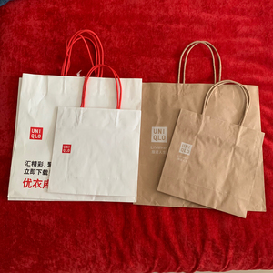 优衣库包装手提袋