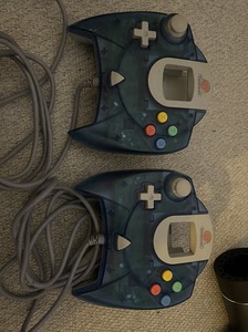 世嘉dc原装美版午夜蓝透手柄,稀少品,适合配蓝透外壳机器