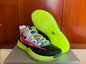 00管子好久没撸生锈了丶淘宝rokit nike kyriw5 欧文5全明星0人付款