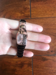 genie瑞士爵尼女士手表3000多购入,  钨钢带复古方形