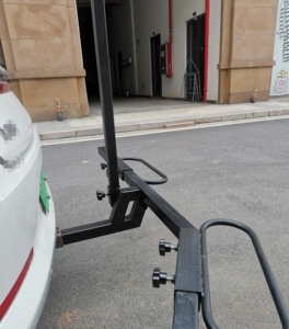 轿车专用摩托车行李架,底盘加高拖车架,挂架房车拖车后背架