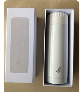 99zdb63379492淘宝全新 白色 agnes b保温杯350ml2人付款30.
