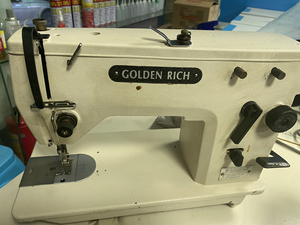 9成新人字车便宜处理,密度非常好,声音轻,车缝顺畅,线迹好