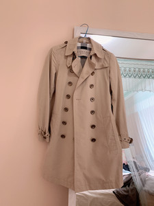 巴宝莉burberry女士双排扣风衣brit