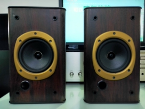 英国原装天朗同轴703 701环绕中置音箱一套共三件,成色