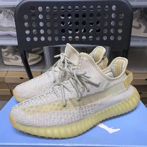 yeezy350白黄变色雏菊 42.5码原盒配件齐全,充新成