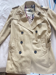 宝格丽风衣外套男款m码