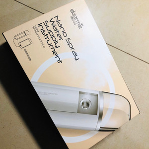 德尔玛喷雾补水仪 可车载 可手机 使用方便