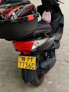 一手车,轻便踏板车,佛斯弟摩托车,一口价3500元,准新车3