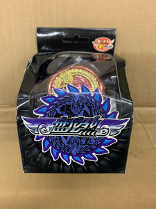 国产杂牌盘龙煞悠悠球非奥迪双钻如图,杂牌的,包装不太好,外观