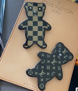 vintage中古二手正品lv小熊老花和棋盘格胸针保存品