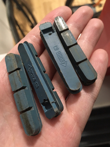 雷诺碳刀原装刹车皮,也可以用于铝轮