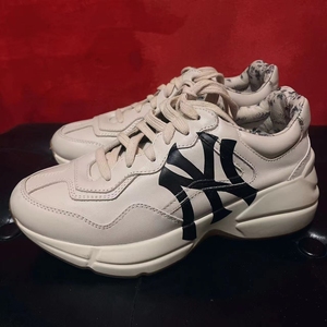 gucci老爹鞋 mlb联名 轻微开胶