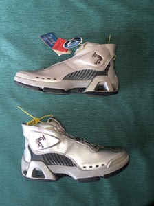 【奥尼尔双签】全新李宁老标shaq奥尼尔年轮