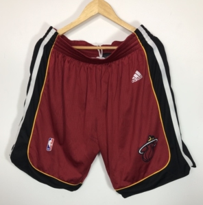 全新正品阿迪达斯nba纽约热火队球裤 产地洪都拉斯 尺码l