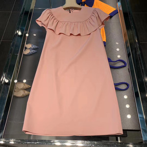 000人付款淘宝miumiu粉色连衣裙,很仙很仙的裙子,温柔有质感,原价1万