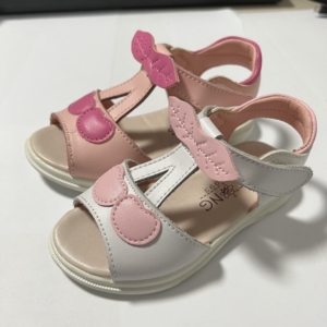 牧童女童凉鞋正品