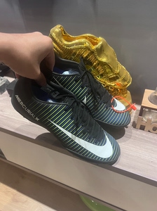 【粉丝包邮】耐克刺客11高帮中端tf足球鞋飞盘鞋