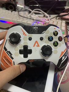 泰坦陨落xbox手柄