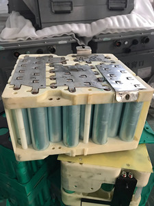 国轩高科磷酸铁动力锂电池电芯3.2v13ah汽车底盘模组