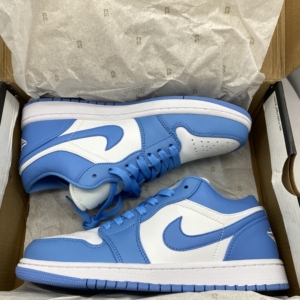 北卡蓝 aj1北卡蓝  全新黄金码 带原盒