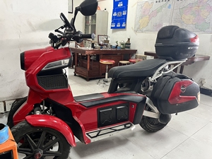 逗哈倒三轮电动车,10a快冲 三档可以跑70码 因离开无锡回
