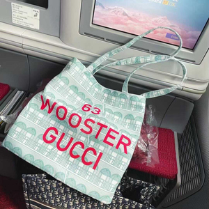00eelyna淘宝全新正品 现货gucci博物馆系列购物袋粉色天使之眼购物