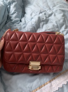 mk小羊皮菱格包