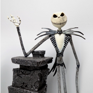 dst圣诞夜惊魂主角杰克可动人偶及场景地台一组.正版二手无盒