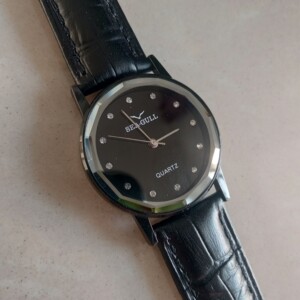 海鸥石英表 经典款式 12楞面玻璃 直径32mm 厚度8.